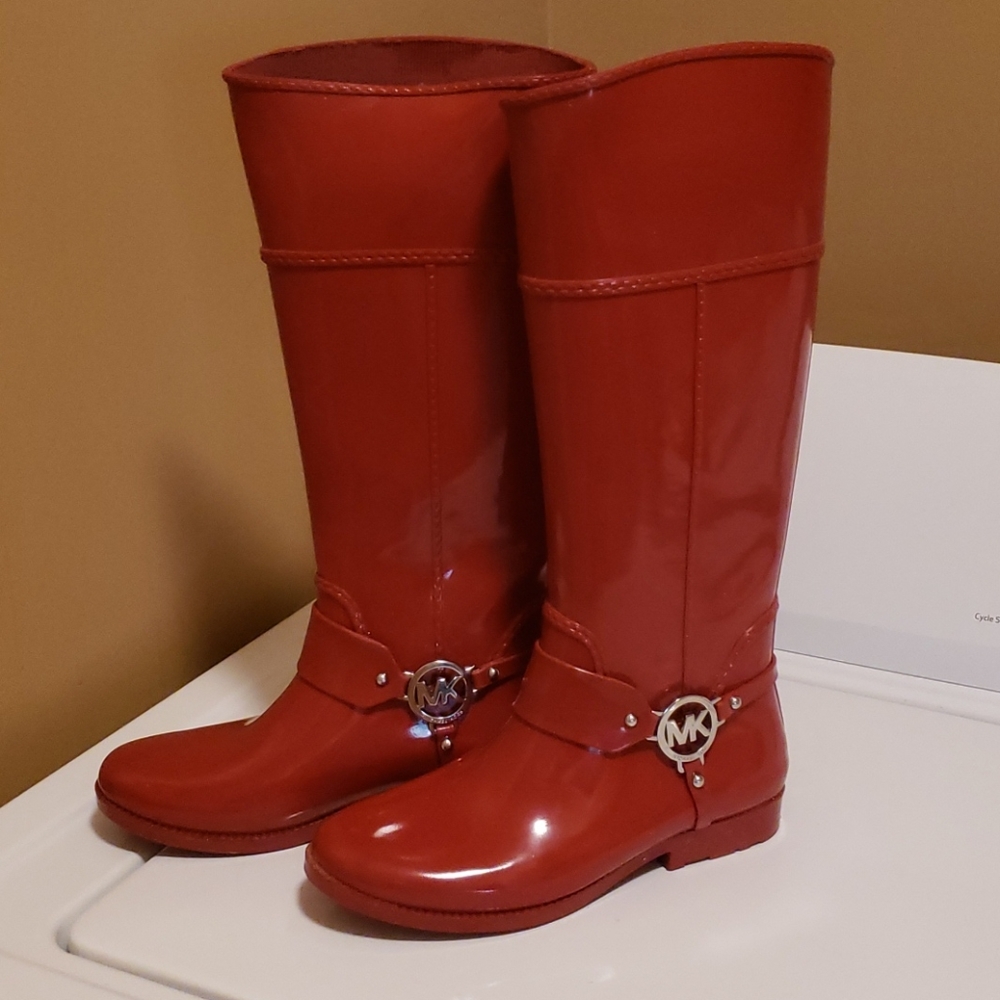 Rain boots
